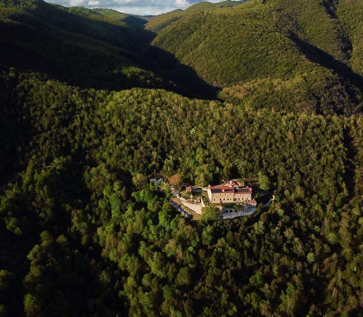 Eremito seen from above among the woods of the Parrano valley